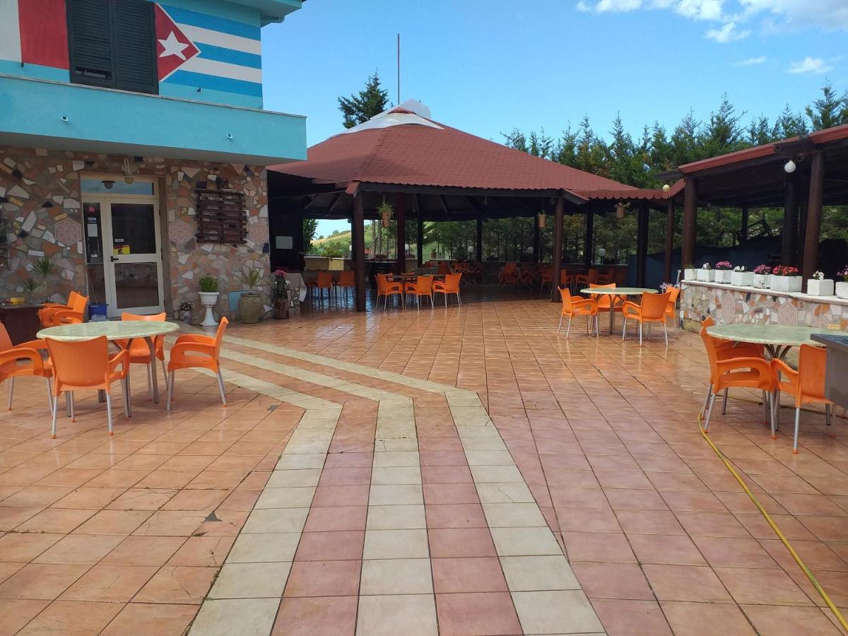 Affittacamere El Mojito Calopezzati Exteriör bild